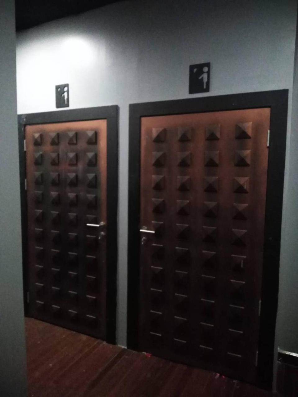 Chang Bed And Bar Hostel (Adults Only) Сурат-Тхані Екстер'єр фото