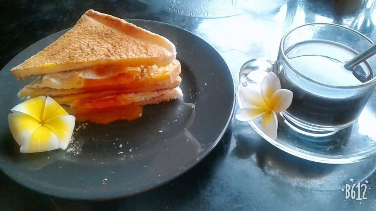 Chang Bed And Bar Hostel (Adults Only) Сурат-Тхані Екстер'єр фото